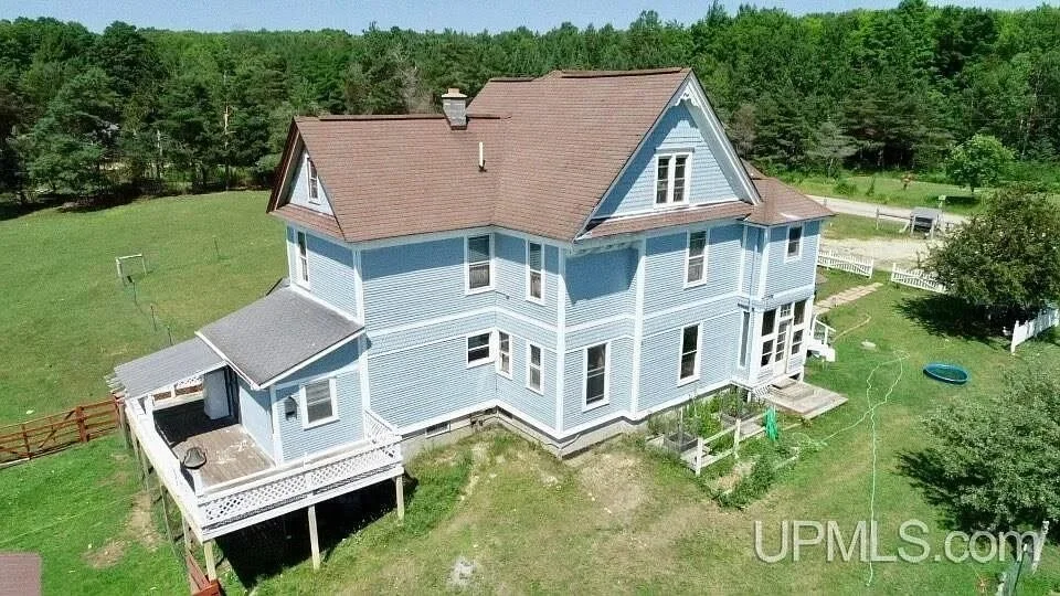The Macloud House 1883 Victorian style Newberry Michigan - 3 top view.jpeg