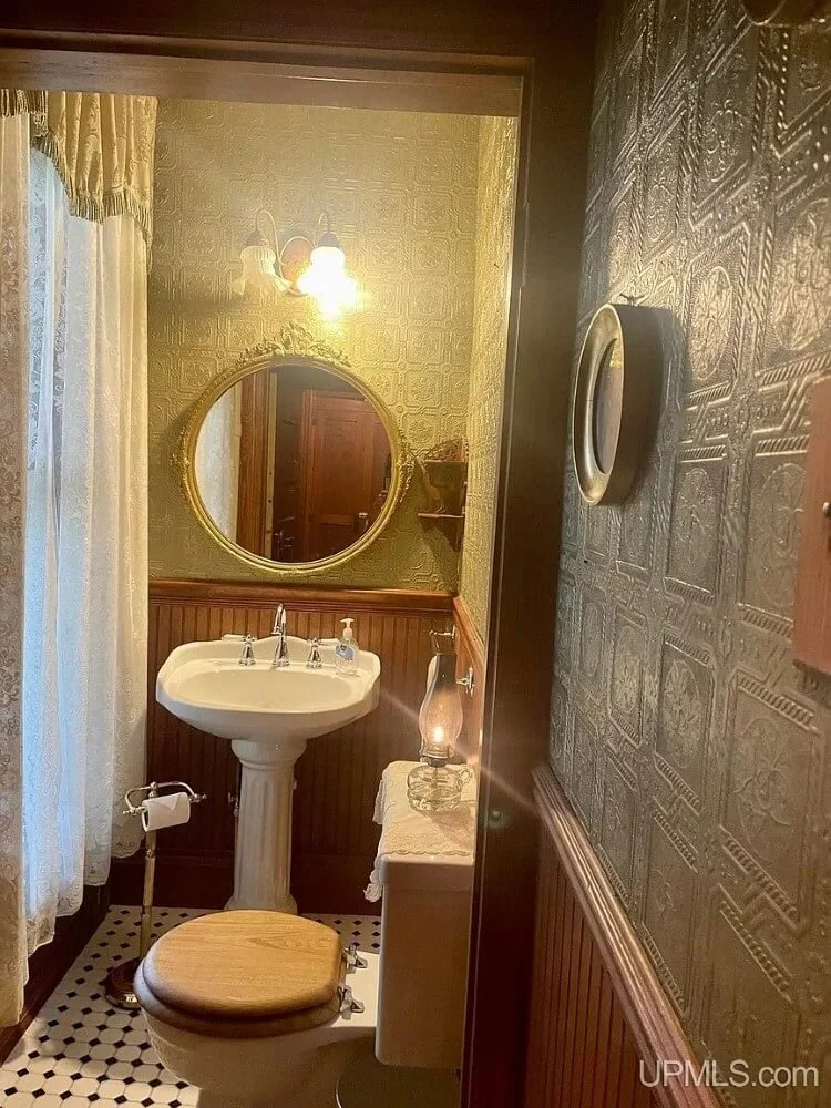 The Macloud House 1883 Victorian style Newberry Michigan - 11 - bathroom.jpeg