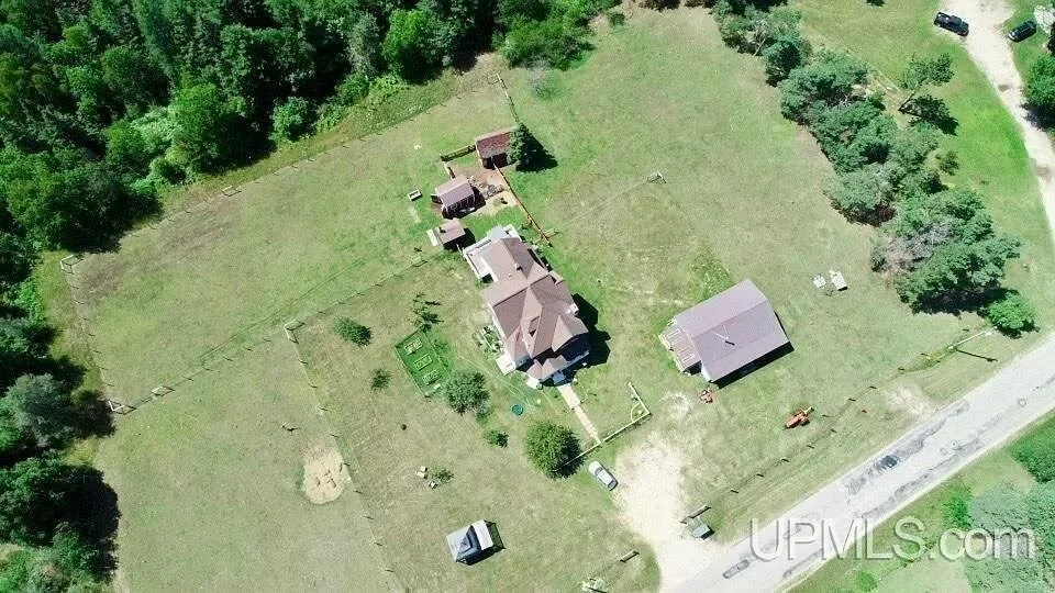 The Macloud House 1883 Victorian style Newberry Michigan - 70 - aerial view.jpeg