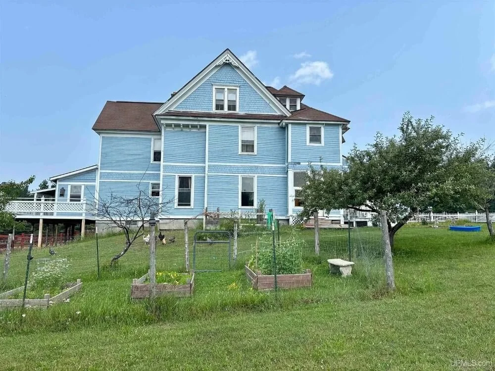 The Macloud House 1883 Victorian style Newberry Michigan - 71 - side view.jpeg