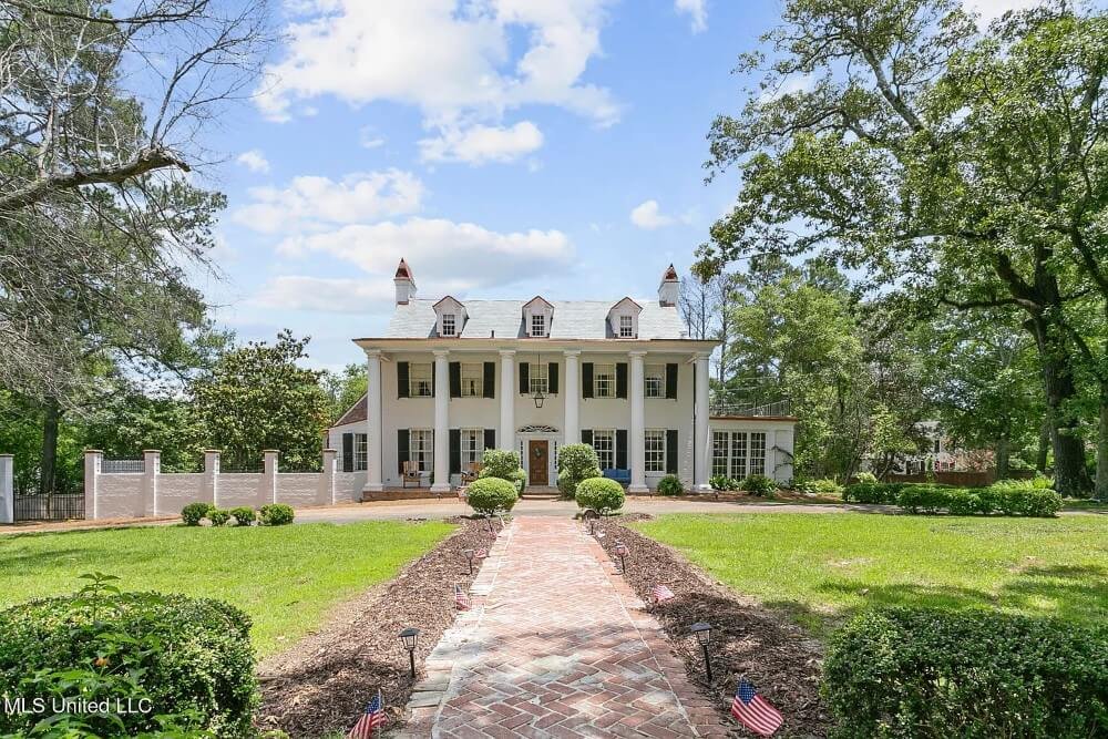 1939 Georgian Revival house Jackson Mississippi - 4 - front view.jpeg