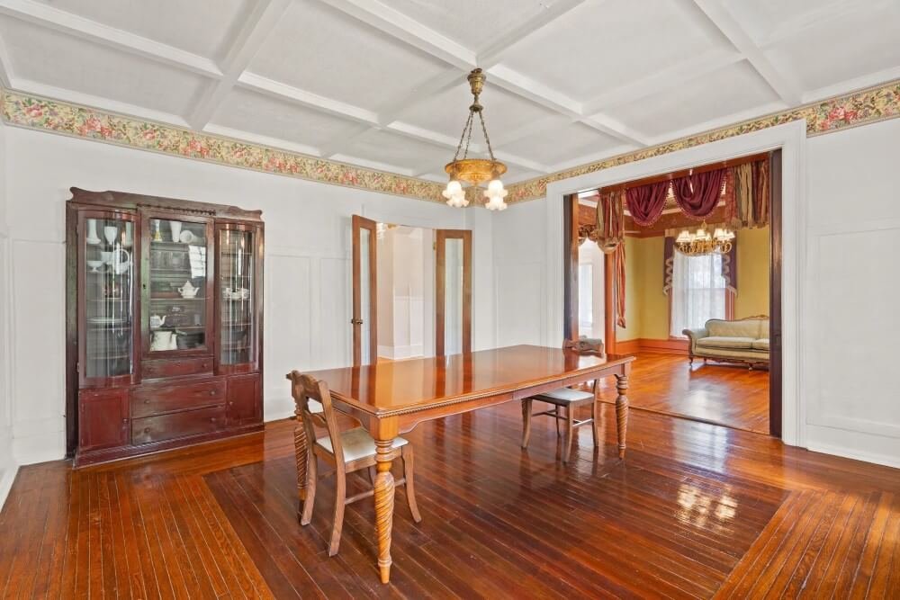 The Williams Family Home 1857 Historic house Boonville Missouri - 17 - dining area.jpeg