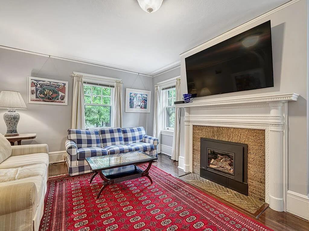 1895 Historic house Saint Paul Minnesota - 30 - media room.jpg