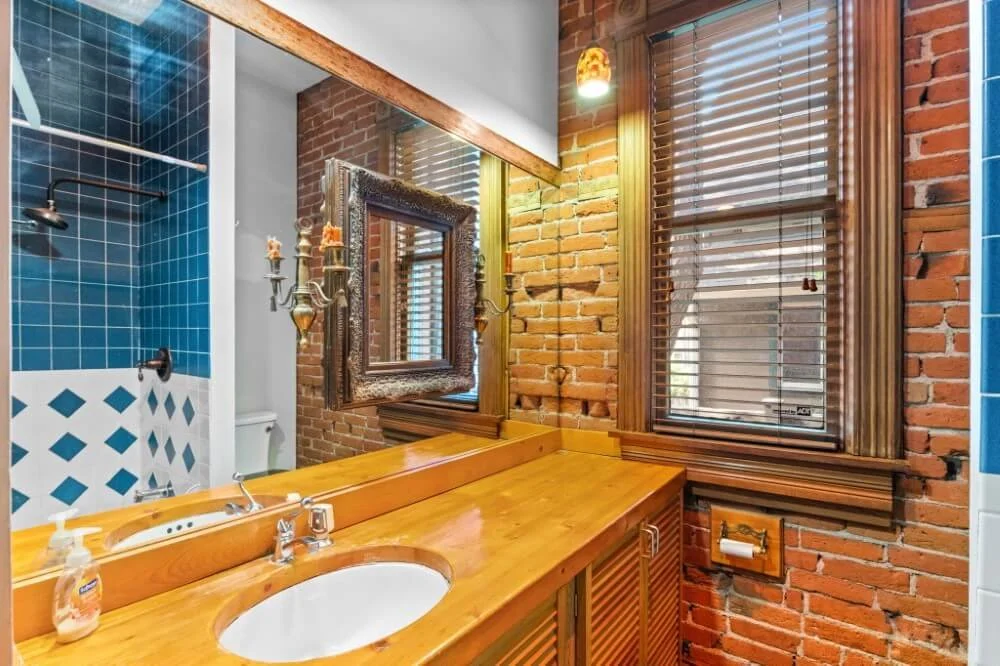 1890 Queen Anne house in Denver Colorado $950k - photo (17).jpg