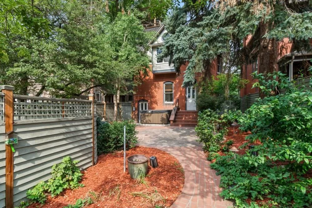 1890 Queen Anne house in Denver Colorado $950k - photo (39).jpg