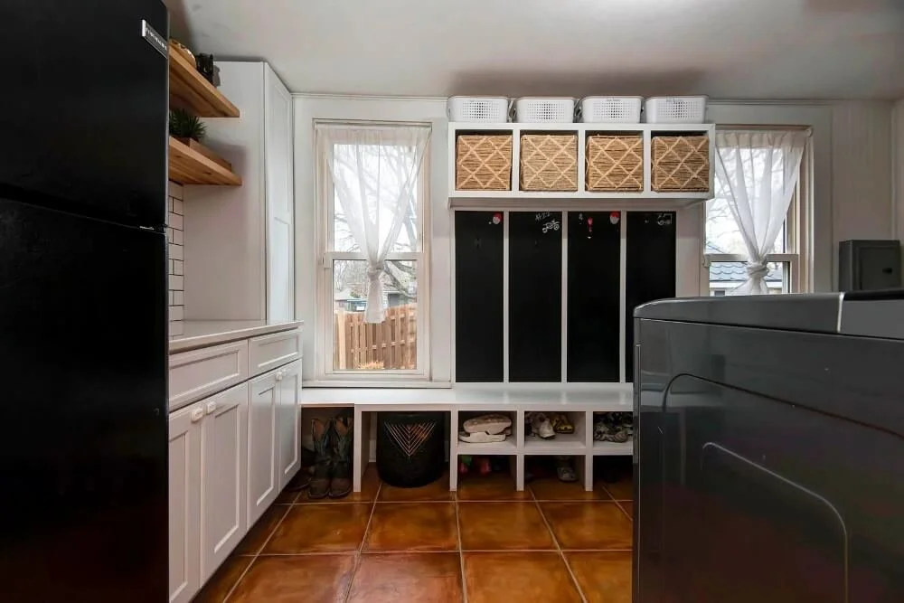 1886 Queen Anne house Springfield Missouri - 22 - storage.jpg