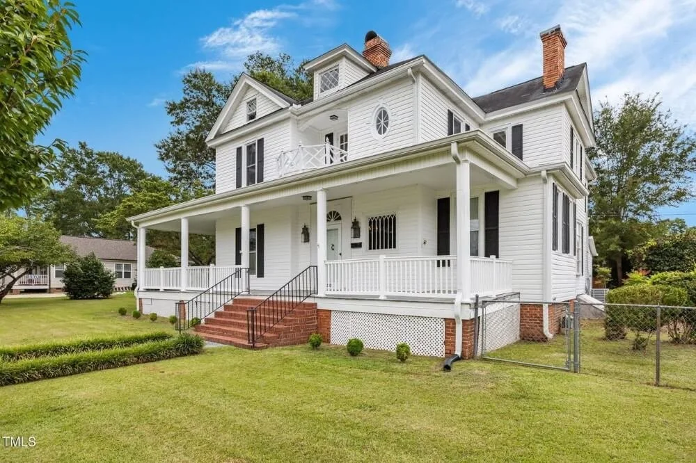 1903 Colonial house Erwin North Carolina - 3 - front view.jpg