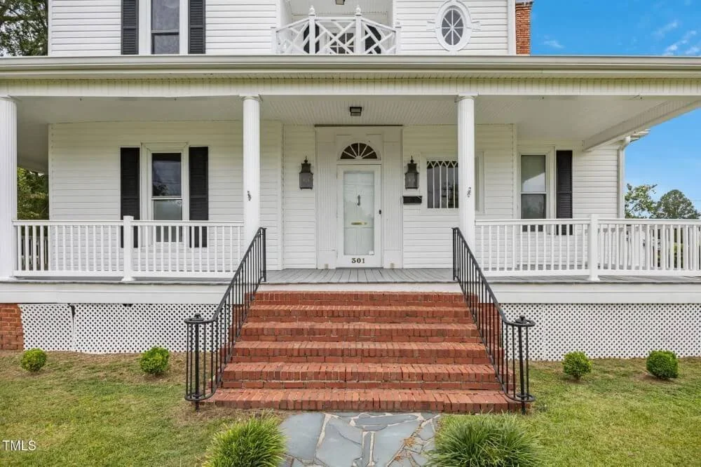 1903 Colonial house Erwin North Carolina - 4 - front view.jpg