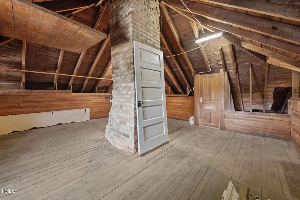 1903 Colonial house Erwin North Carolina - 43 - attic.jpg