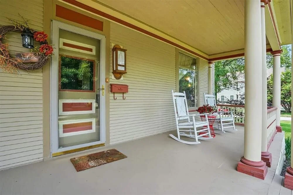 1898 Folk Victorian house Mount Pleasant Iowa - 3 - front porch.jpg