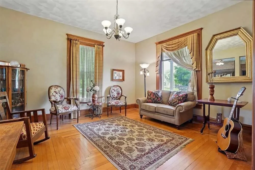 1898 Folk Victorian house Mount Pleasant Iowa - 8 - living room.jpg