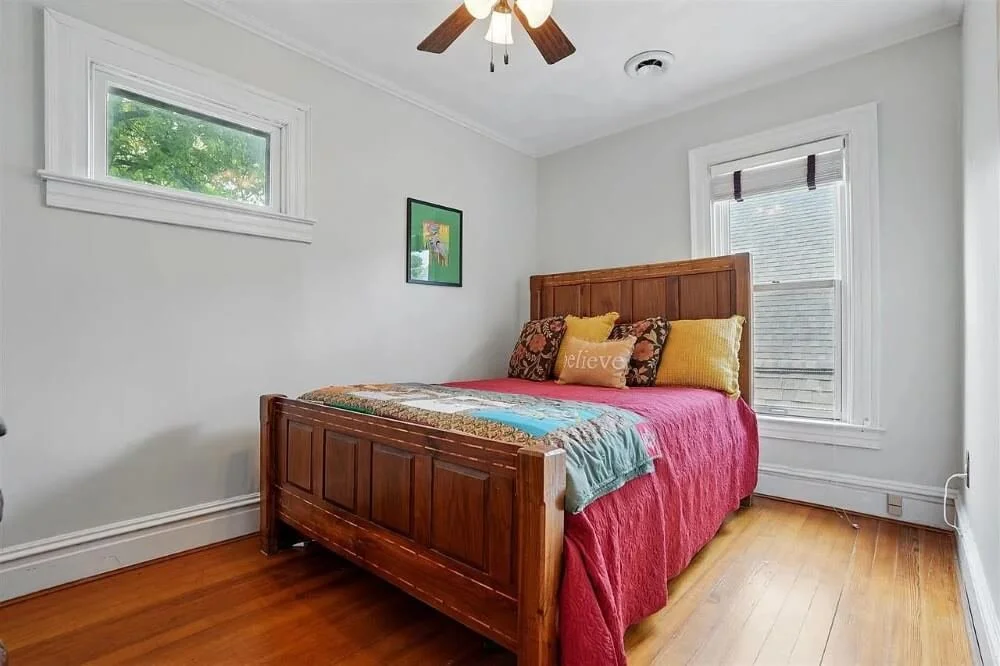 1898 Folk Victorian house Mount Pleasant Iowa - 45 - bedroom.jpg