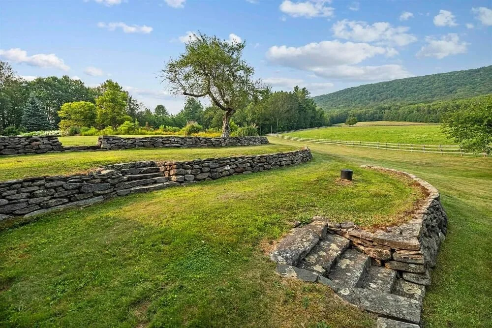 Uplands 1880 Farmhouse Weston Vermont - 20 - garden.jpg
