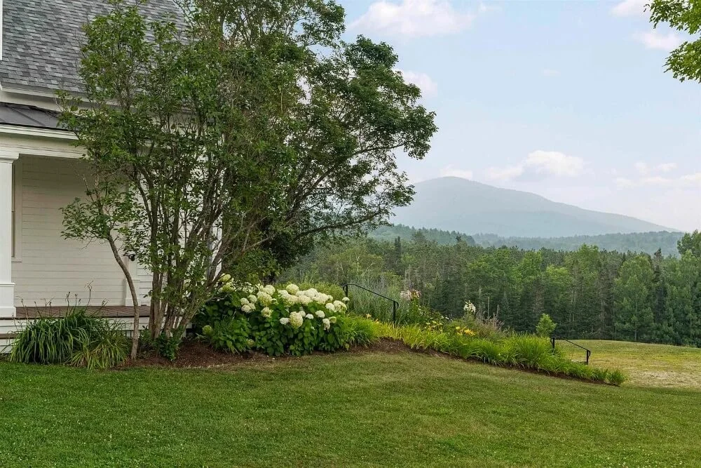 1830 Greek Revival house Shrewsbury Vermont - 3 - garden.jpg