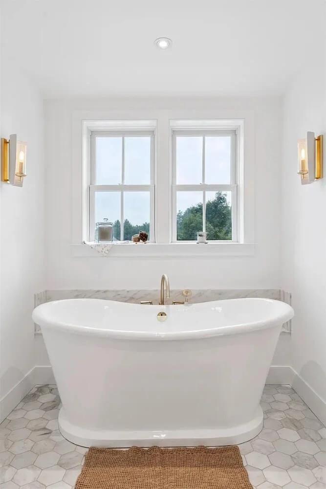 1830 Greek Revival house Shrewsbury Vermont - 25 - bathroom.jpg