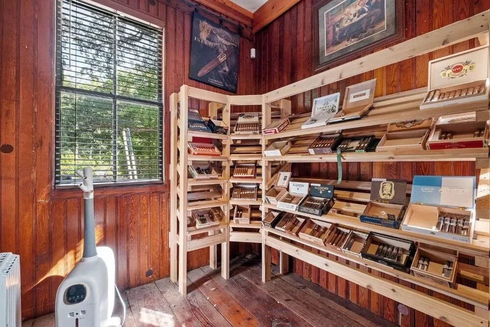 1897 Queen Anne house Wolfeboro New Hampshire - 45 - storage.jpg