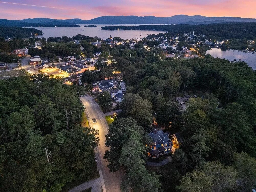 1897 Queen Anne house Wolfeboro New Hampshire - 55 - night view.jpg