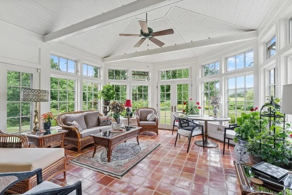 Howard House 1829 Federal style Orford New Hampshire - 7 - sunroom.jpg