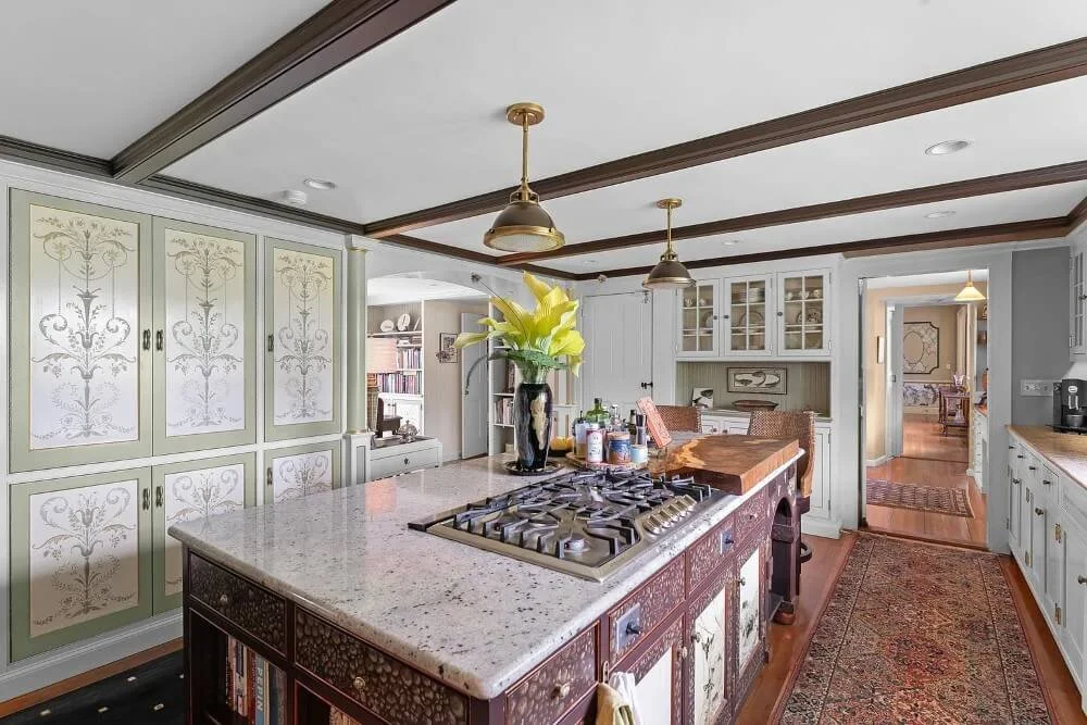 Howard House 1829 Federal style Orford New Hampshire - 9 - kitchen.jpg