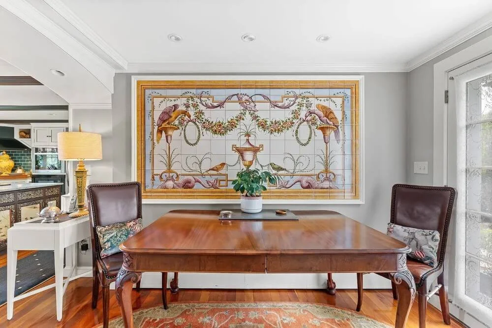 Howard House 1829 Federal style Orford New Hampshire - 12 - breakfast area.jpg