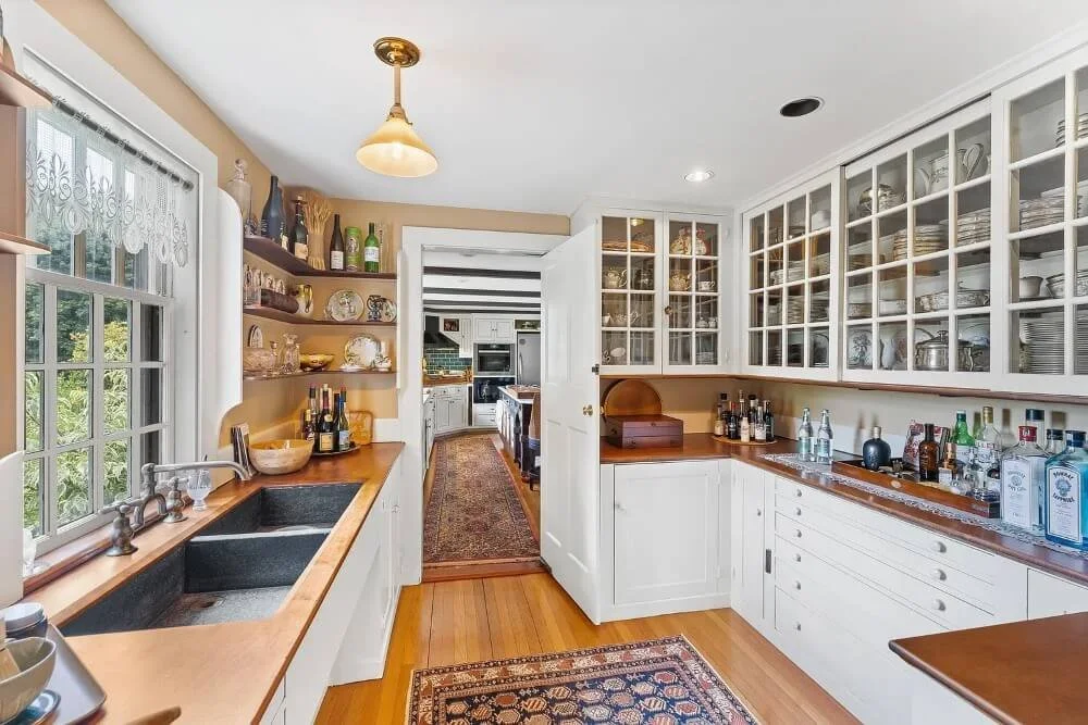 Howard House 1829 Federal style Orford New Hampshire - 17 - kitchen.jpg