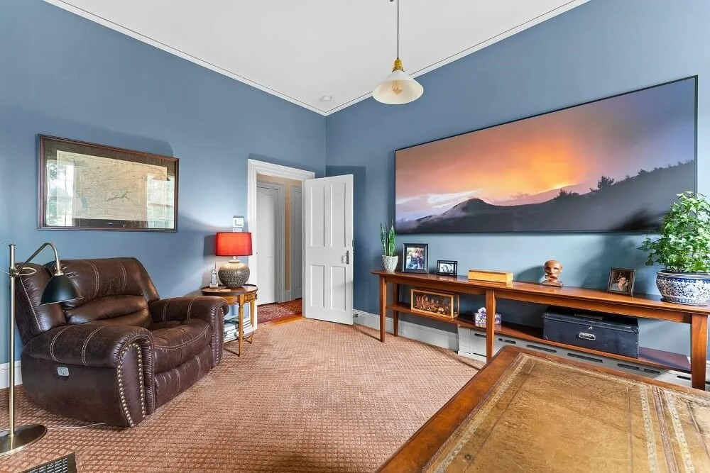 Howard House 1829 Federal style Orford New Hampshire - 40 - relax room.jpg