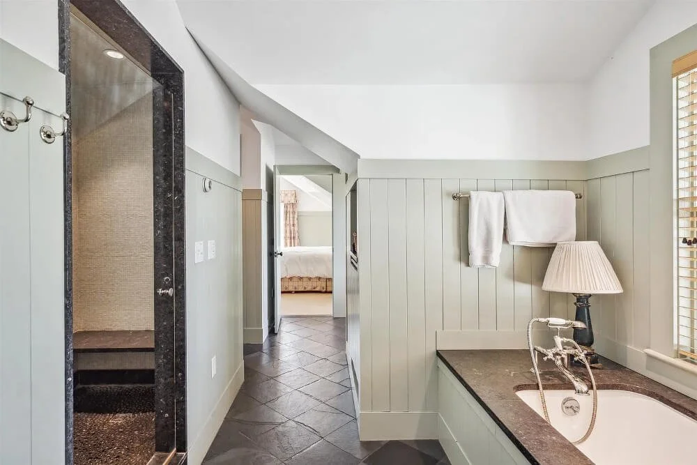 Worcester Hill 1804 Farmhouse Shoreham Vermont - 22 - bathroom.jpg