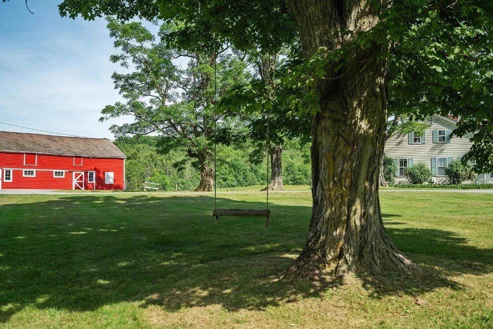 Worcester Hill 1804 Farmhouse Shoreham Vermont - 31 - garden.jpg