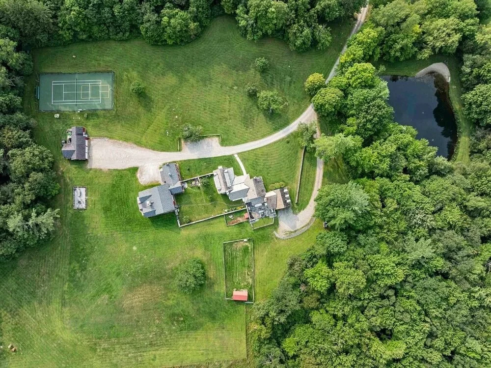 Boorn Brook Farm 1890 Farmhouse Manchester Vermont - 3 - top view.jpg