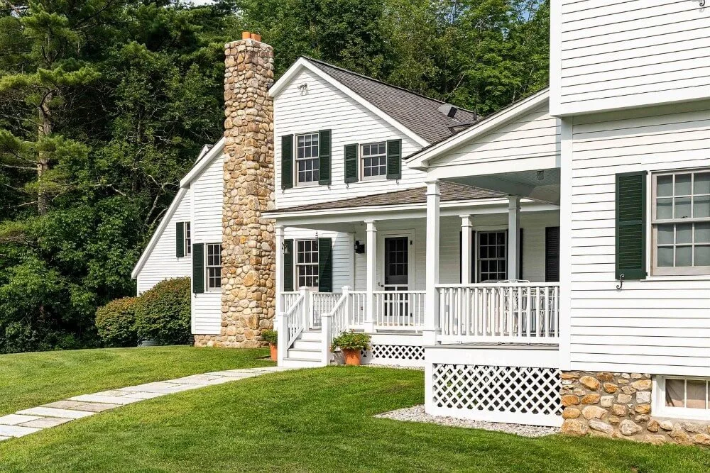 Boorn Brook Farm 1890 Farmhouse Manchester Vermont - 10 - front view.jpg