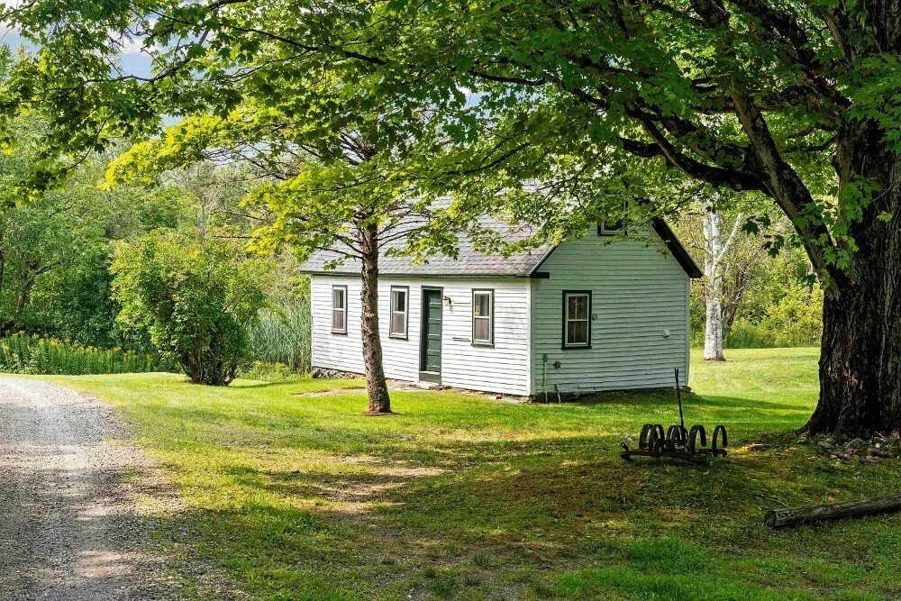 Boorn Brook Farm 1890 Farmhouse Manchester Vermont - 33 - guest house.jpg