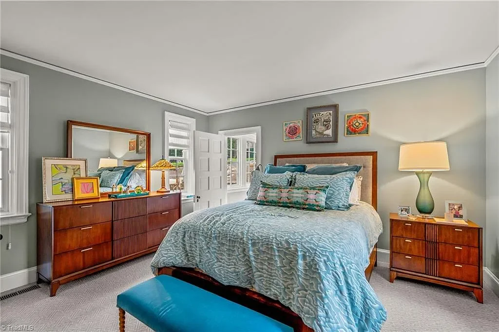 1924 Tudor house High Point North Carolina - 29 - bedroom.webp