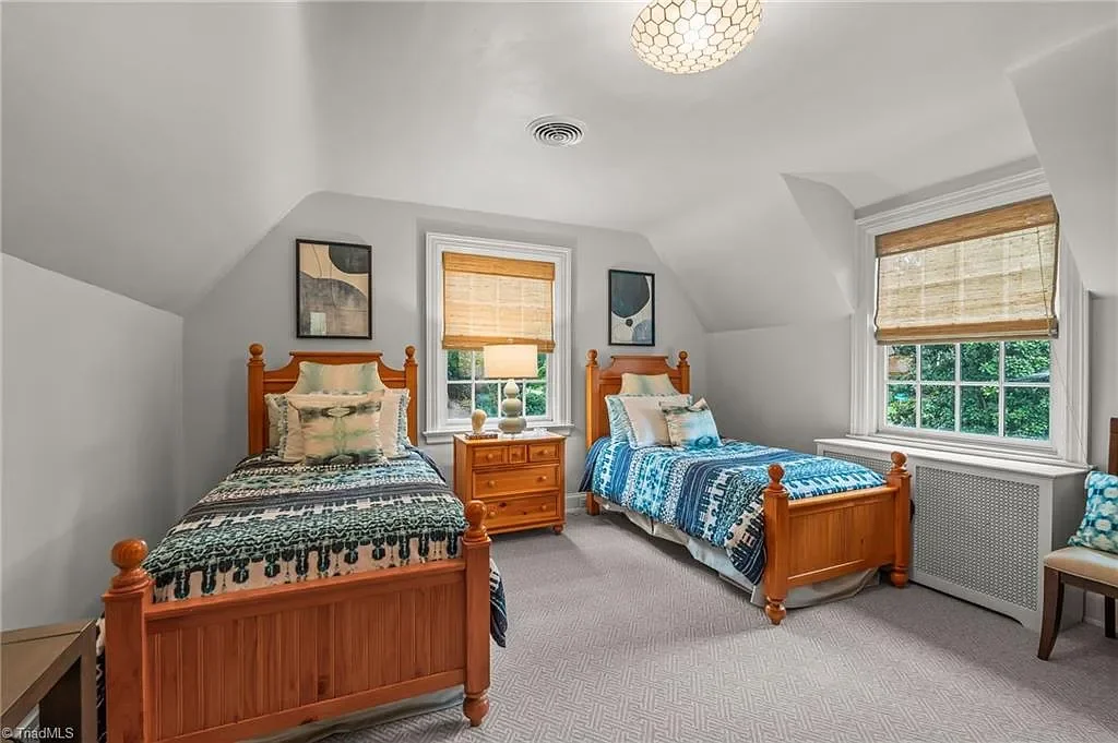 1924 Tudor house High Point North Carolina - 32 - bedroom.webp