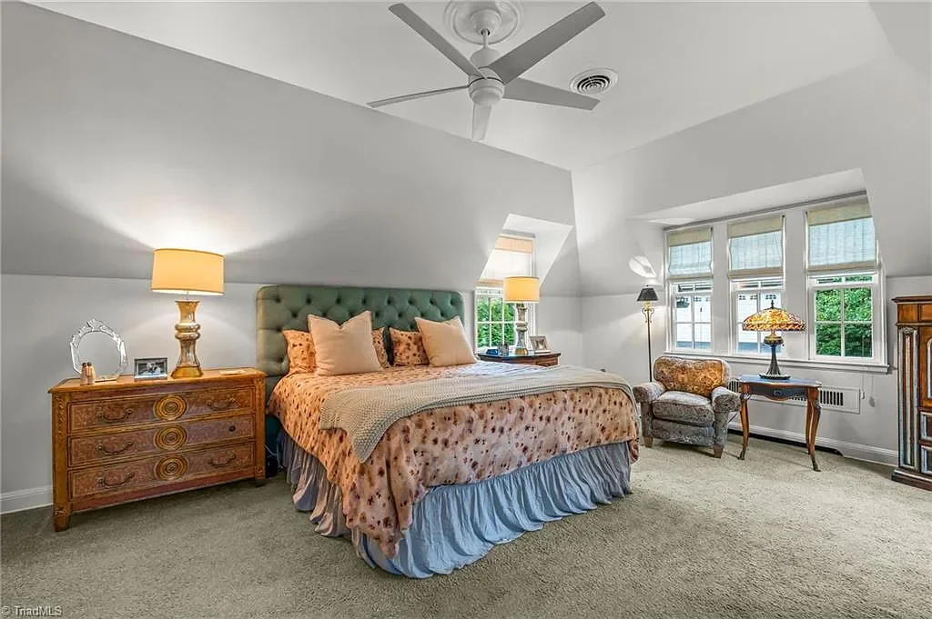 1924 Tudor house High Point North Carolina - 34 - bedroom.webp