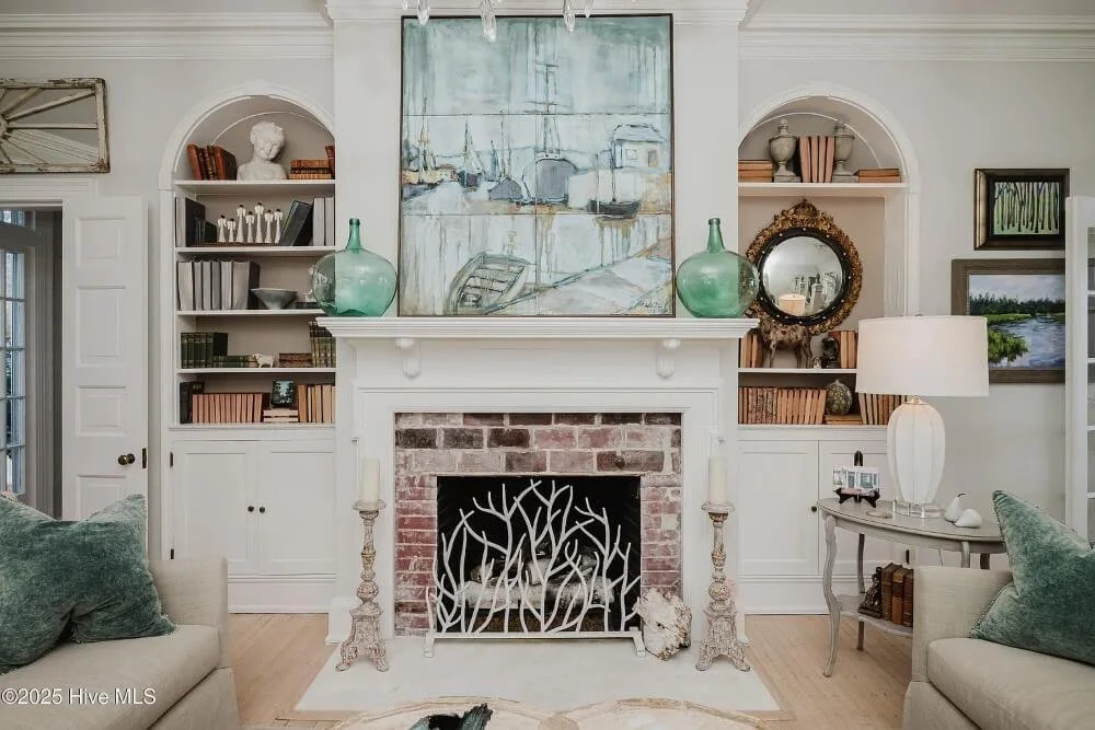 1928 Historic house Edenton North Carolina - 7 - fireplace.jpg