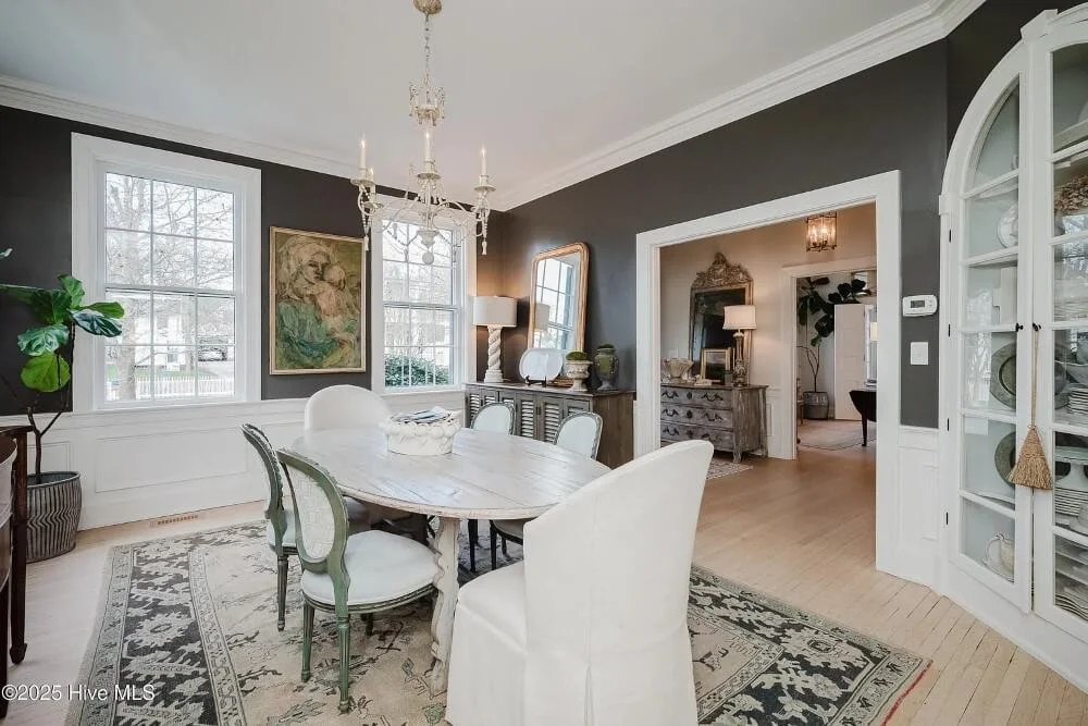 1928 Historic house Edenton North Carolina - 10 - dining room.jpg