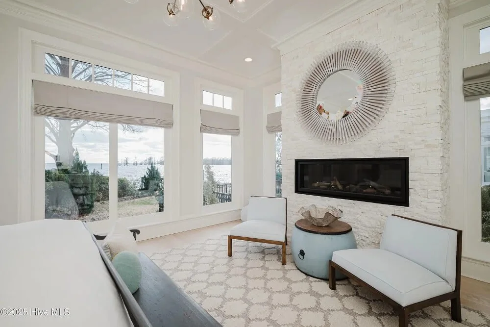 1928 Historic house Edenton North Carolina - 24 - bedroom.jpg