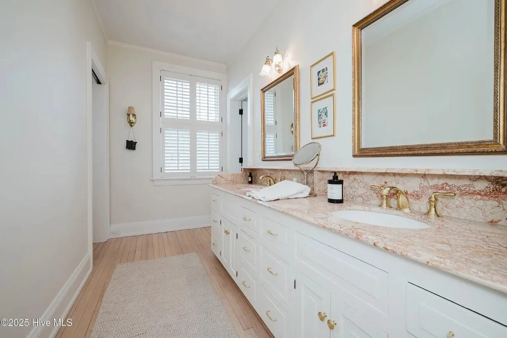 1928 Historic house Edenton North Carolina - 35 - bathroom.jpg