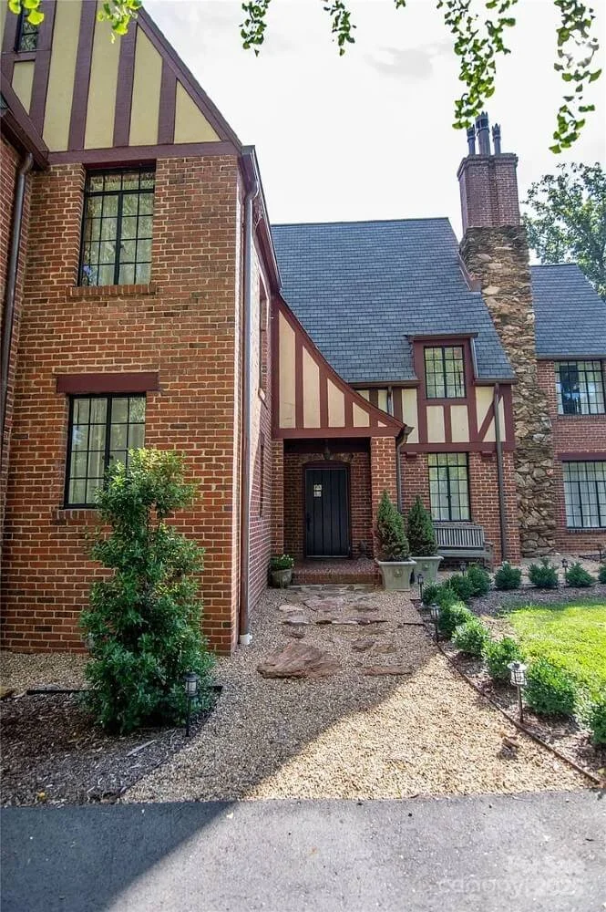 Frank Rickert Summers house 1928 Tudor Revival Kings Mountain North Carolina - 4 - side entrance.jpg
