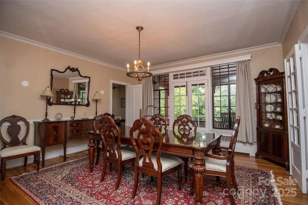 Frank Rickert Summers house 1928 Tudor Revival Kings Mountain North Carolina - 8 - dining room.jpg
