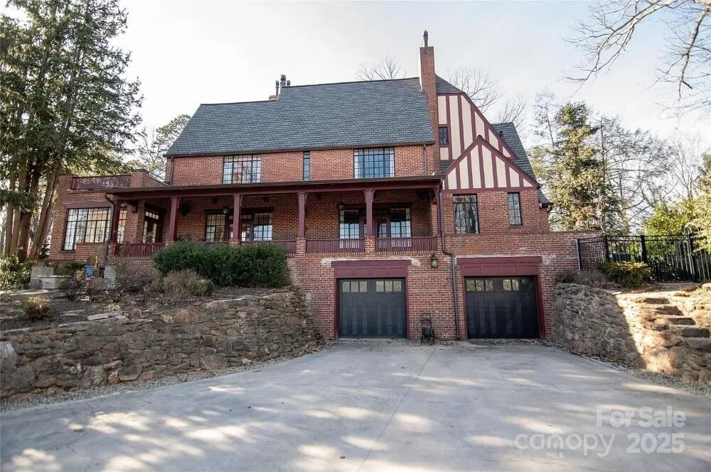 Frank Rickert Summers house 1928 Tudor Revival Kings Mountain North Carolina - 29 - garage.jpg