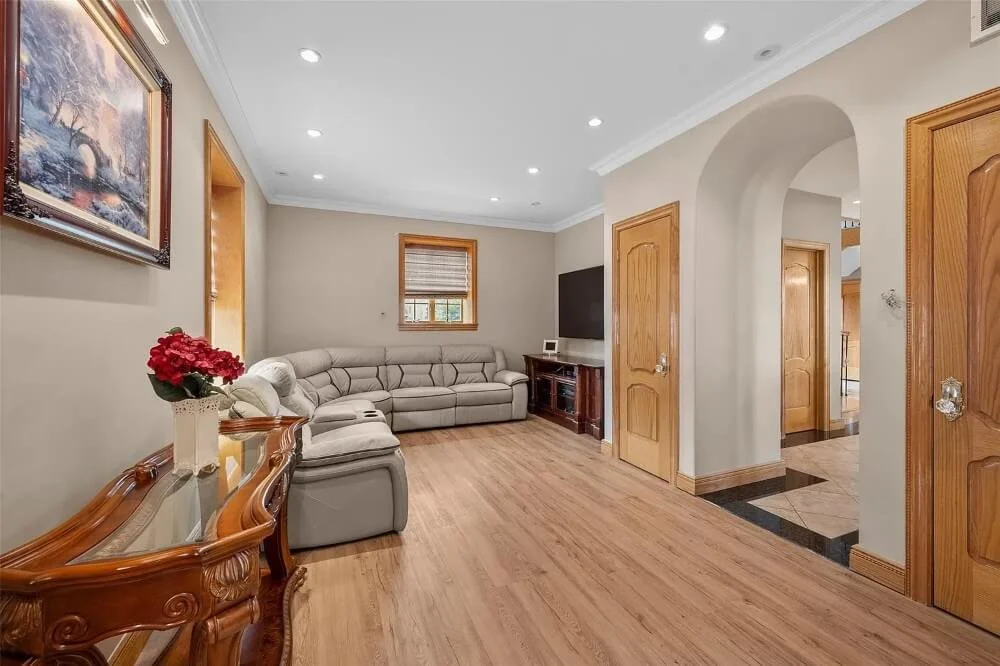 1930 Stone estate Bronx New York - 19 - media room.jpg