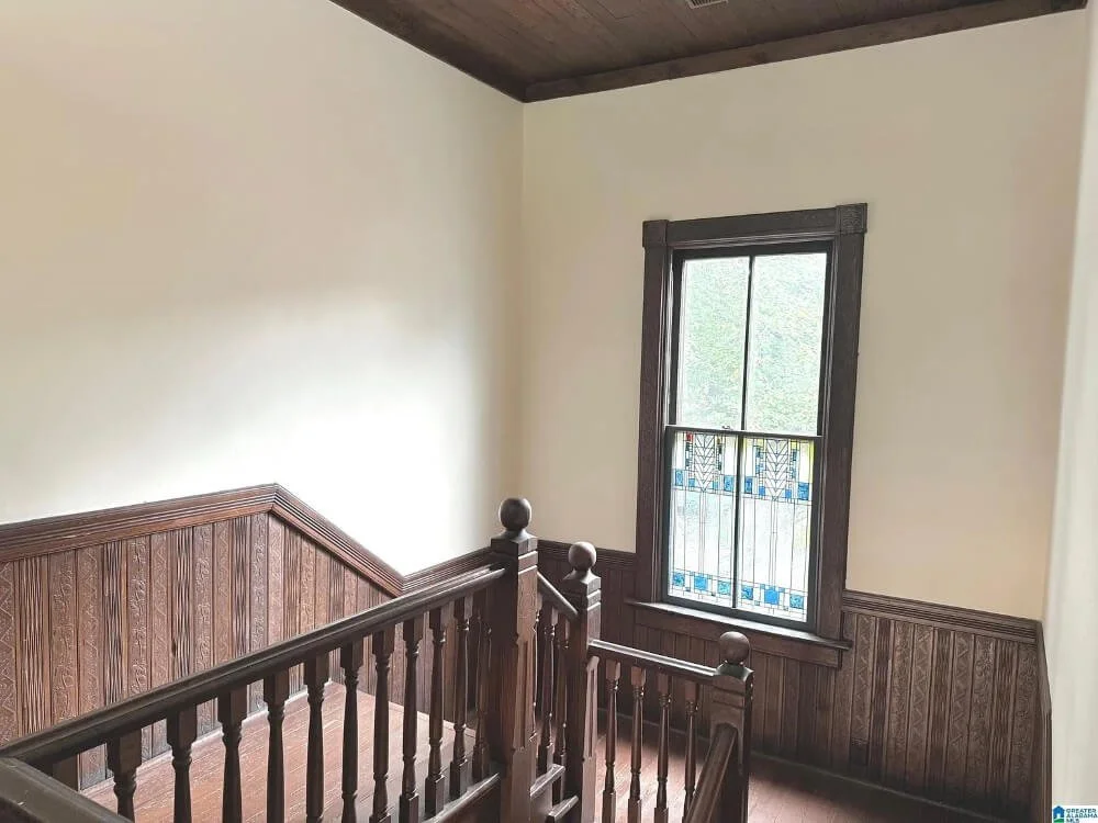 1890 Victorian house Piedmont Alabama - 34 - staircase.jpg