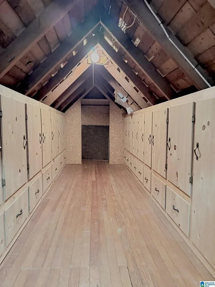 1890 Victorian house Piedmont Alabama - 45 - storage.jpg