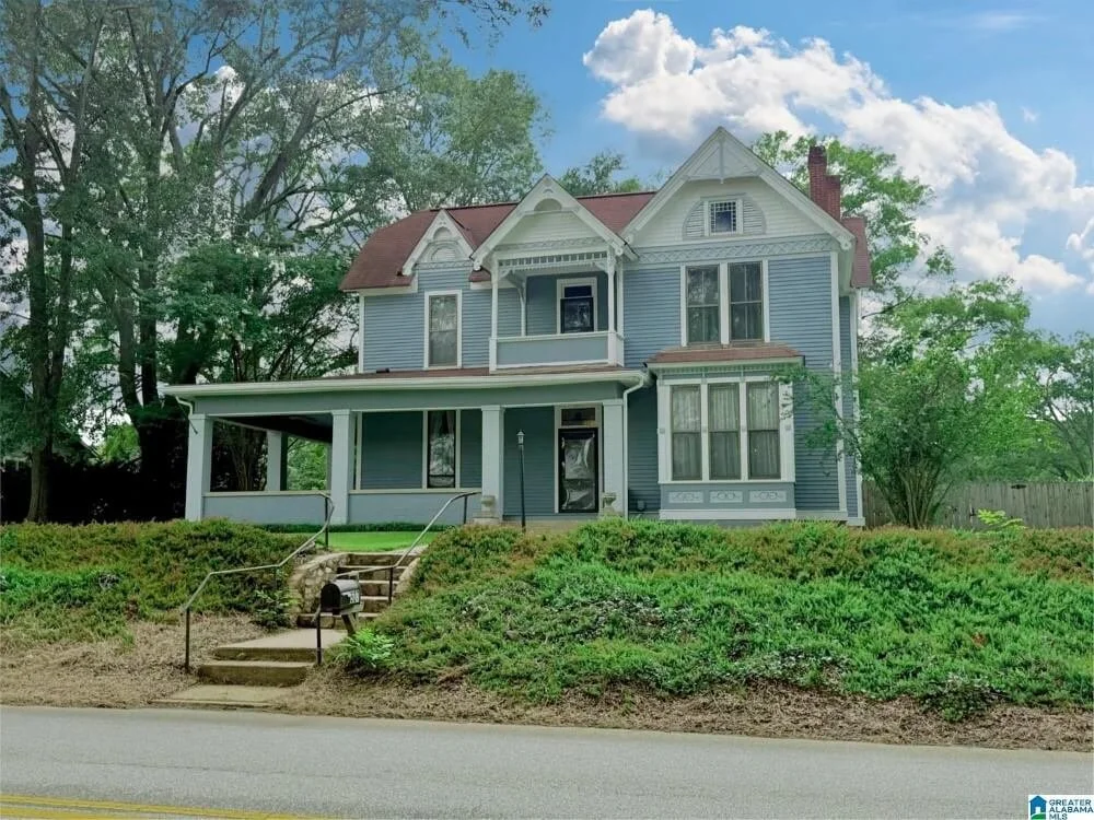 1890 Victorian house Piedmont Alabama - 62 - front view.jpg