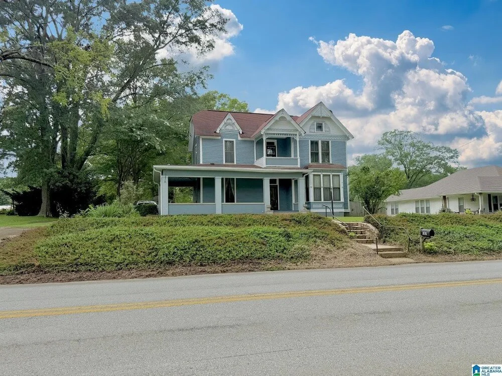 1890 Victorian house Piedmont Alabama - 67 - front view.jpg