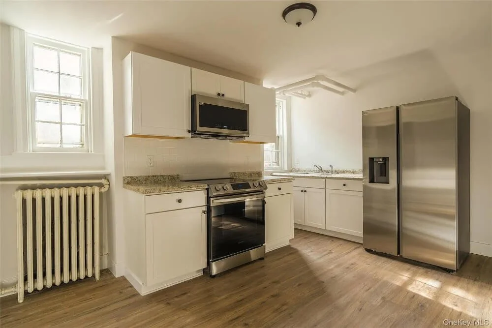 1836 Historic house Newburgh New York - 31 - kitchen.jpg