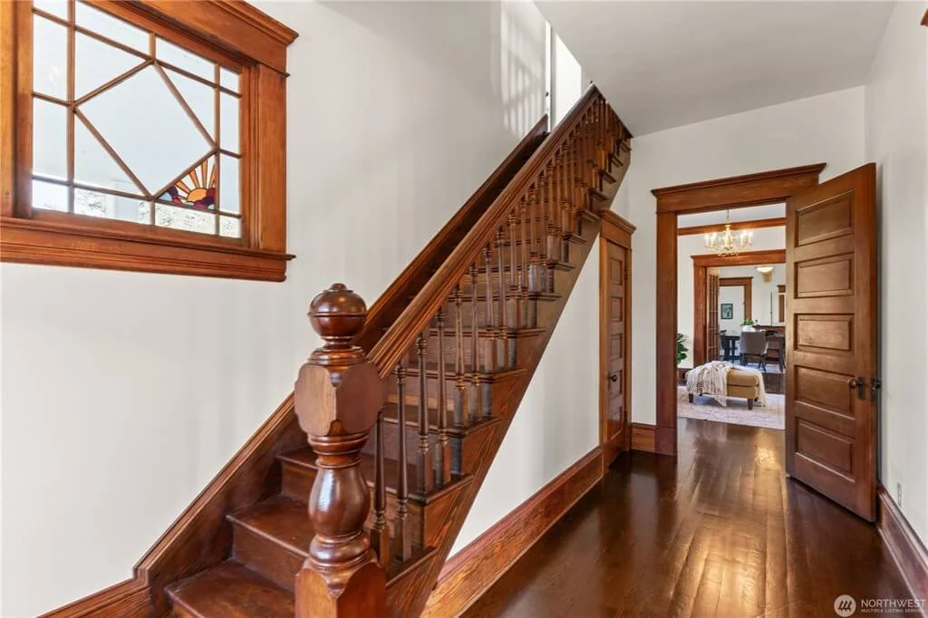 Slater Heritage House 1900 Victorian style Ferndale Washington - 3 - staircase.jpeg
