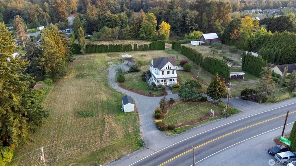 Slater Heritage House 1900 Victorian style Ferndale Washington - 35 - aerial view.jpeg