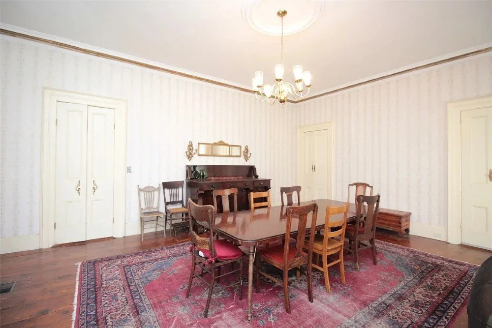 Whitehall 1840 Italianate house Smithville Flats New York - 8 - dining room.webp